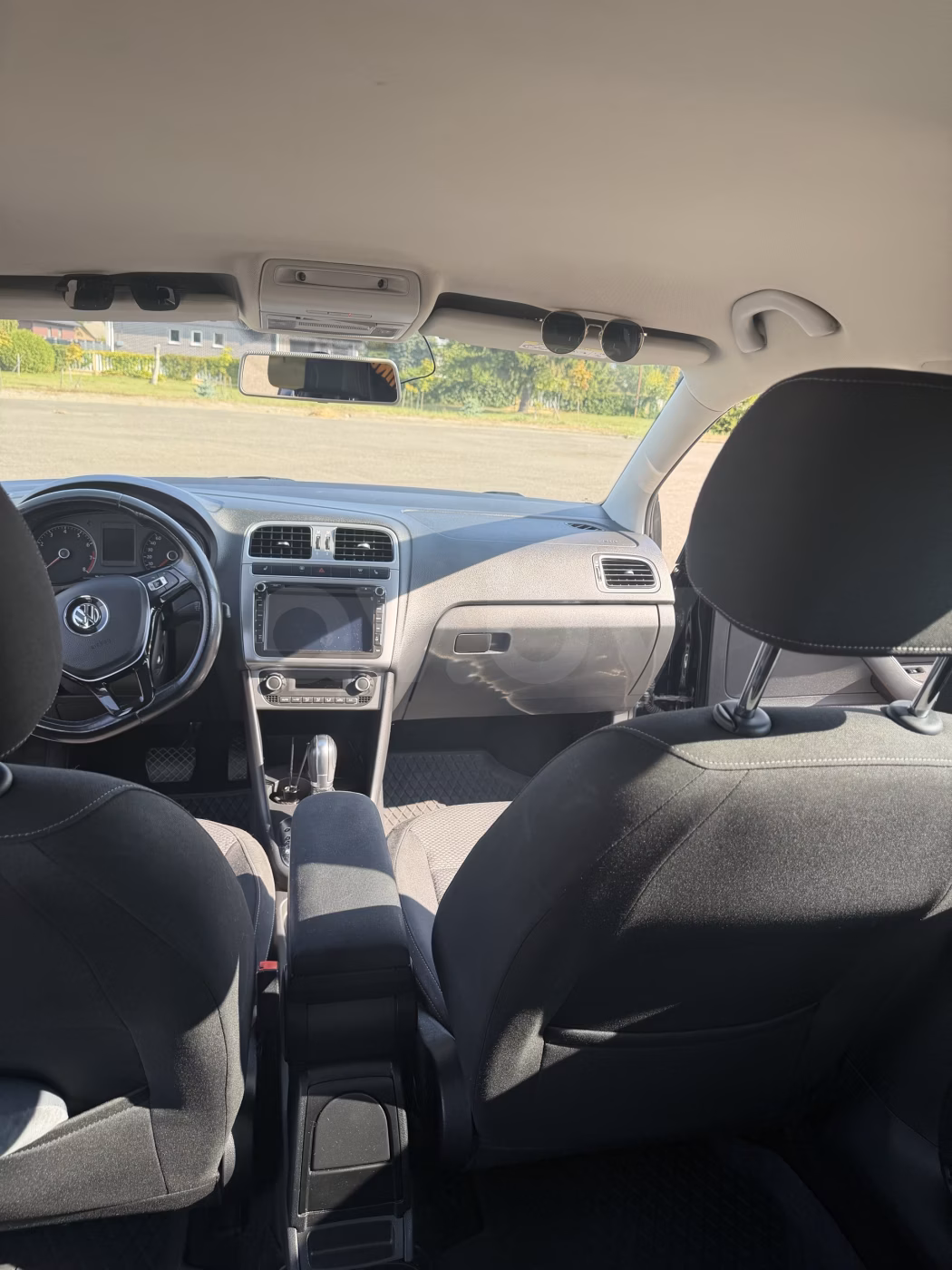 Volkswagen Polo Sedan фото 18