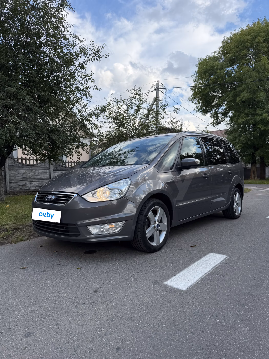 Ford Galaxy фото 4