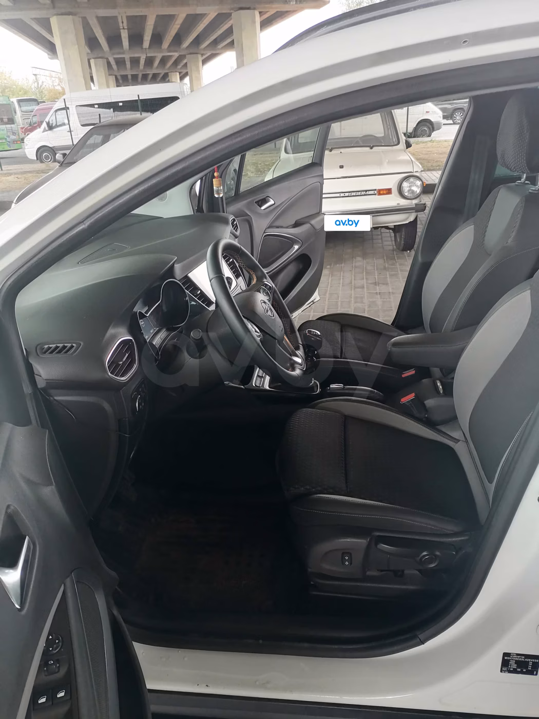 Opel Crossland X фото 7