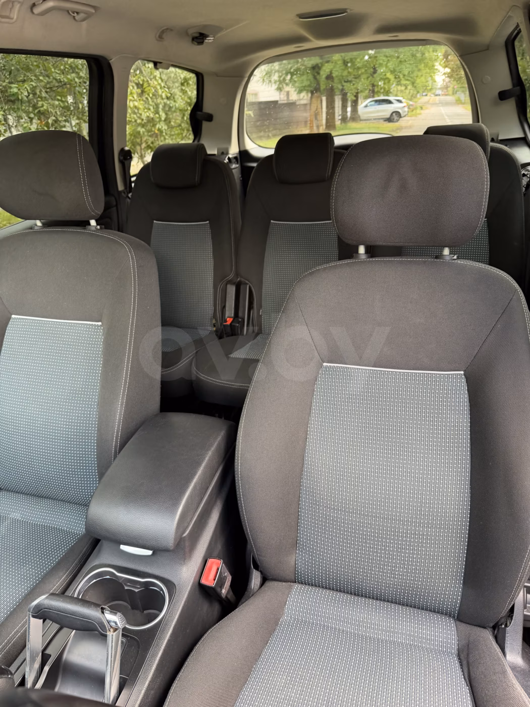 Ford Galaxy фото 16