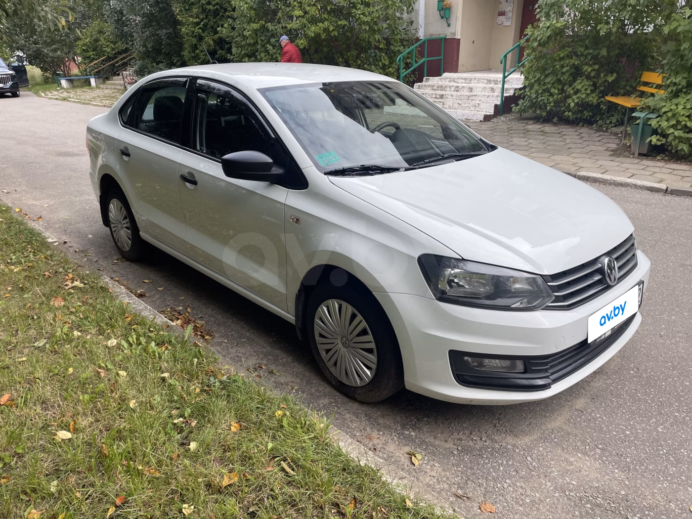 Volkswagen Polo Sedan фото 7