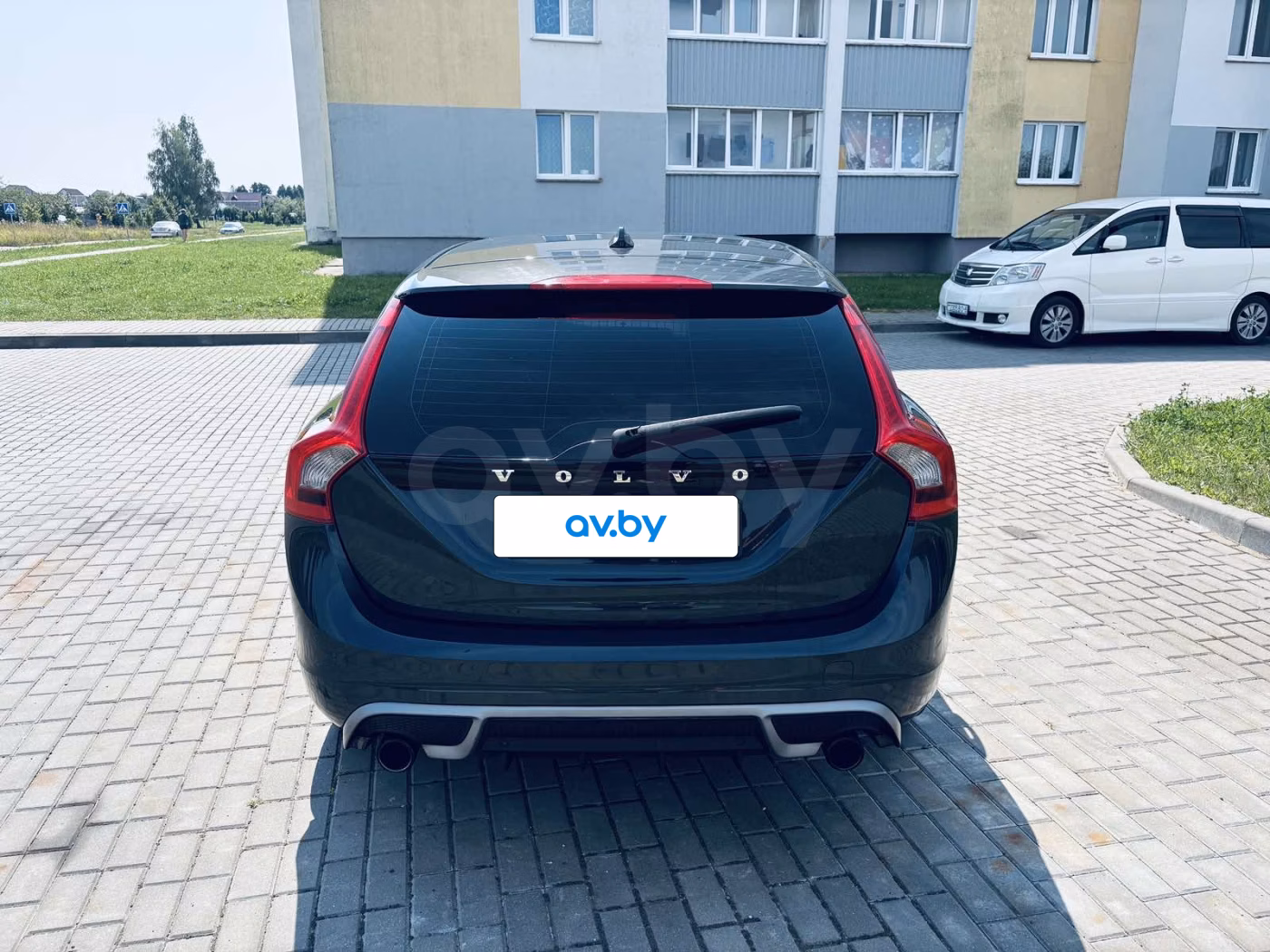 Volvo V60 фото 3