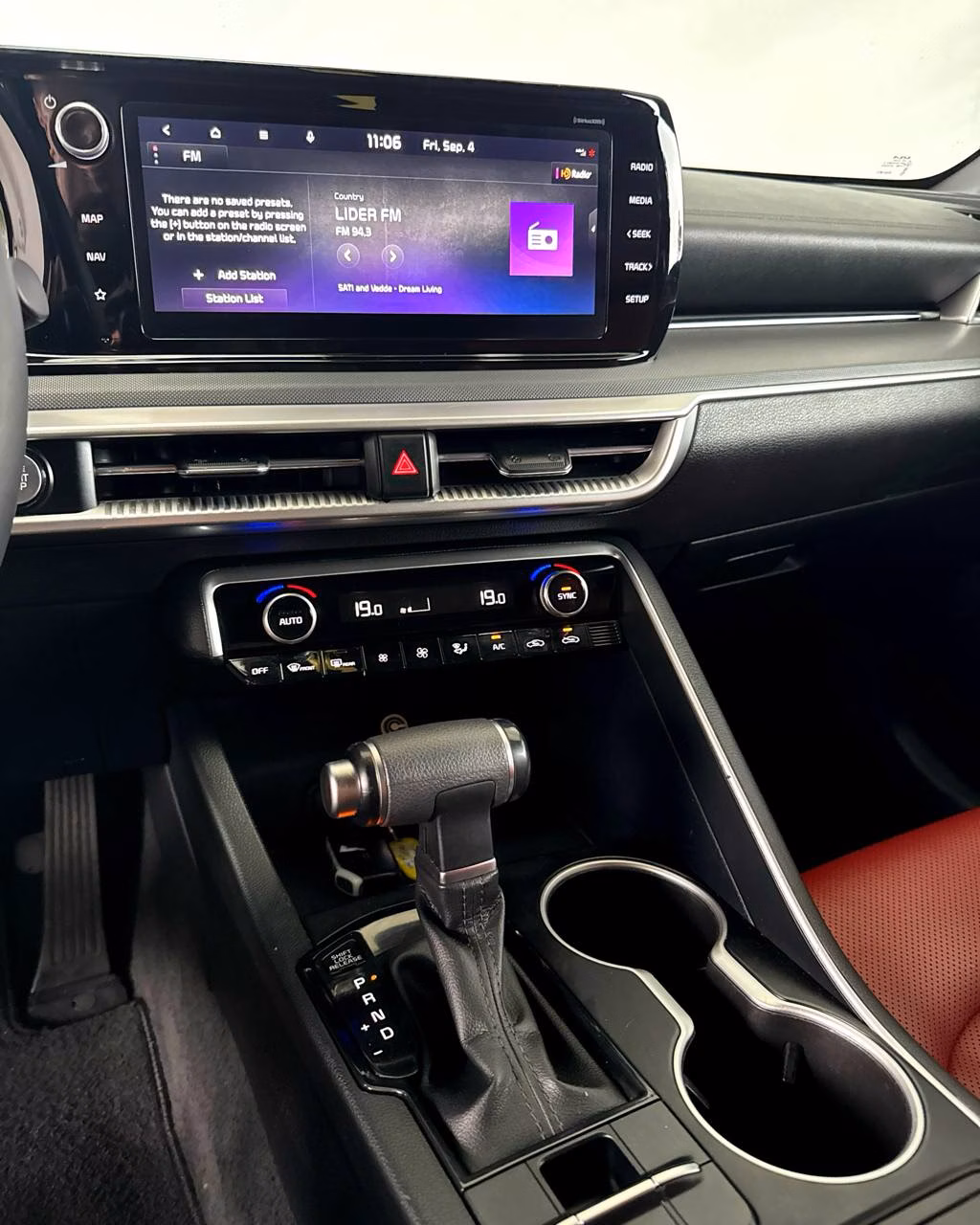 Kia K5 фото 12