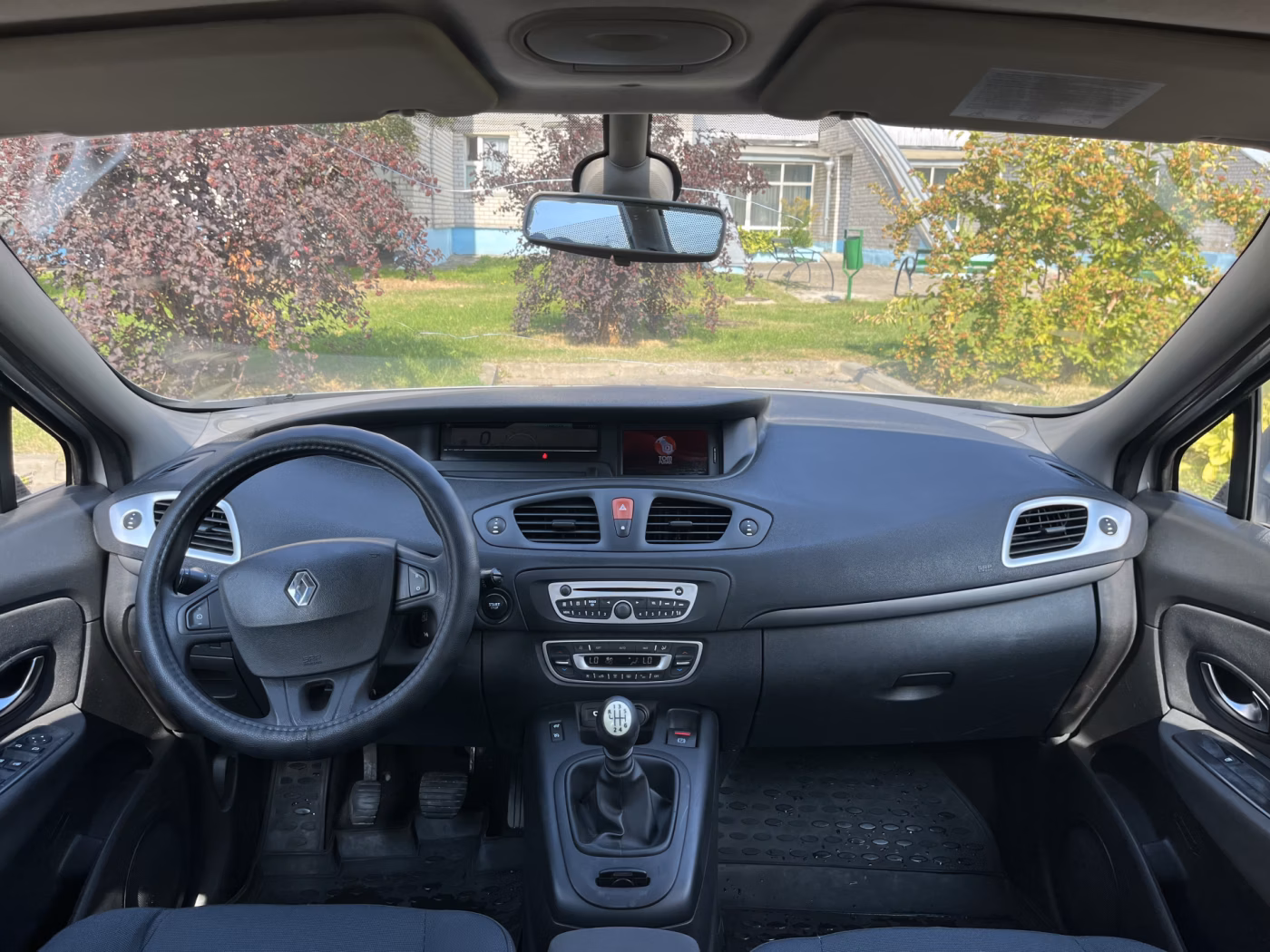 Renault Scenic фото 20