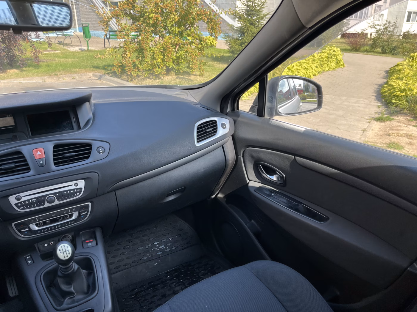 Renault Scenic фото 22