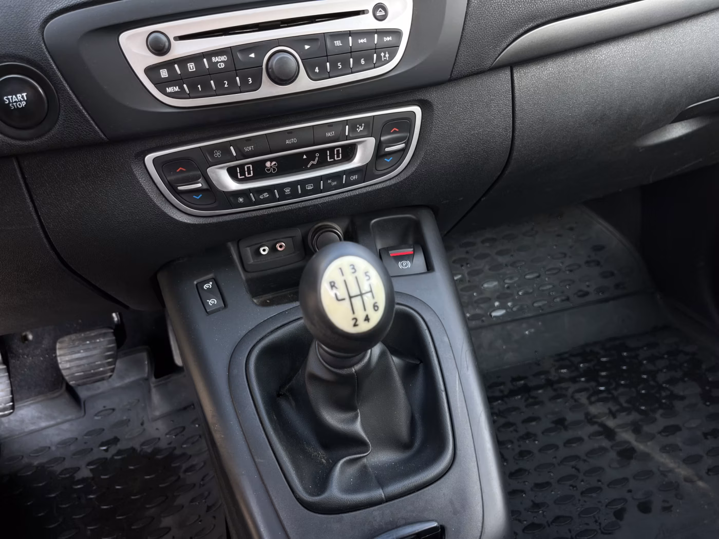 Renault Scenic фото 23