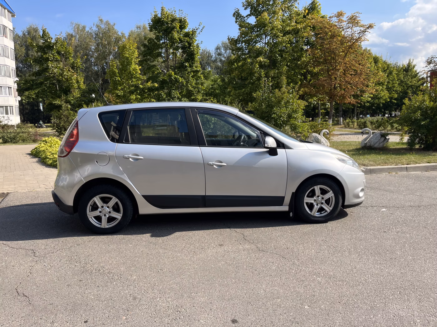 Renault Scenic фото 8