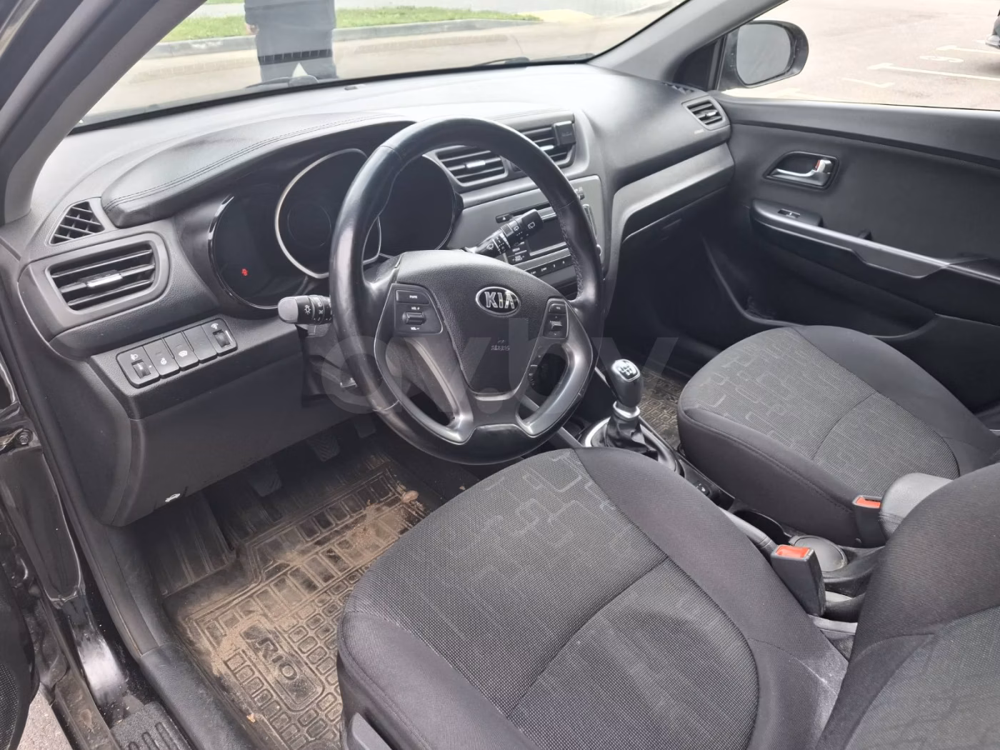 Kia Rio фото 11