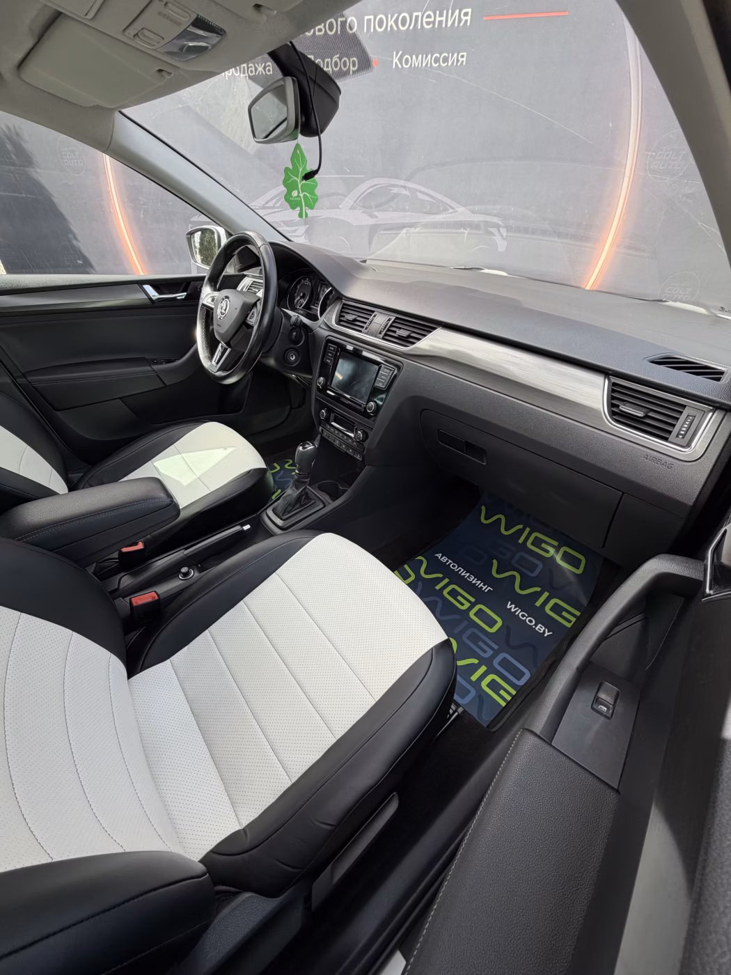 Skoda Rapid фото 11