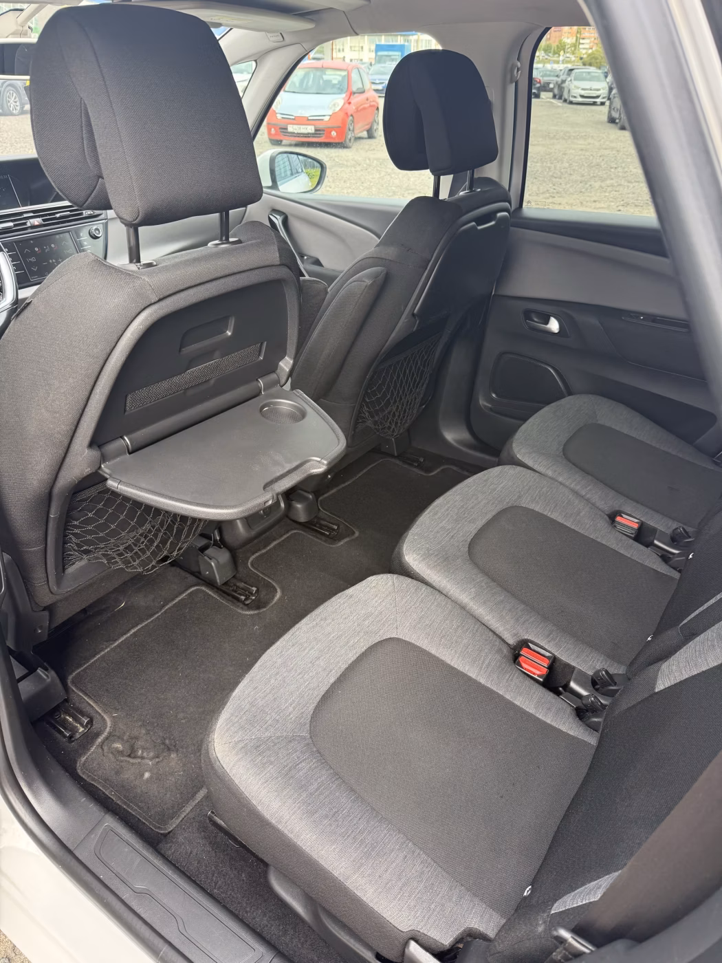 Citroen C4 Picasso фото 12