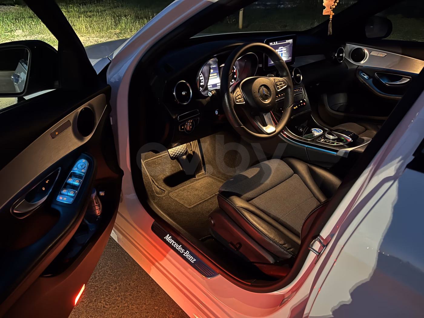 Mercedes-Benz C-Класс фото 17