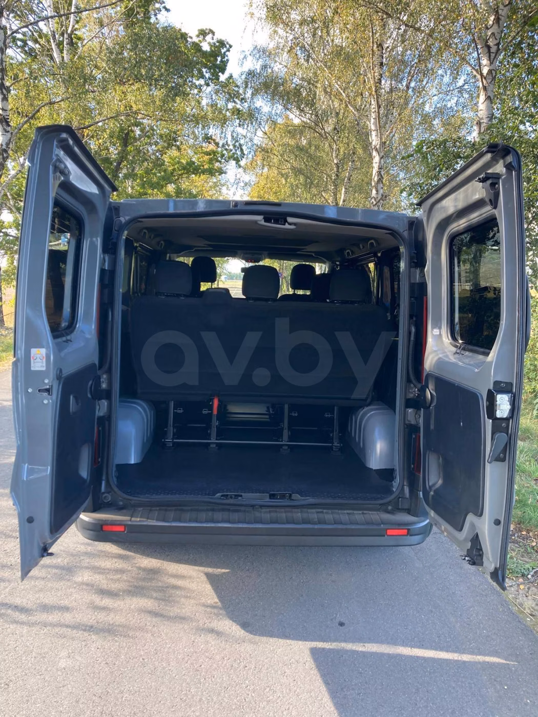 Renault Trafic фото 12