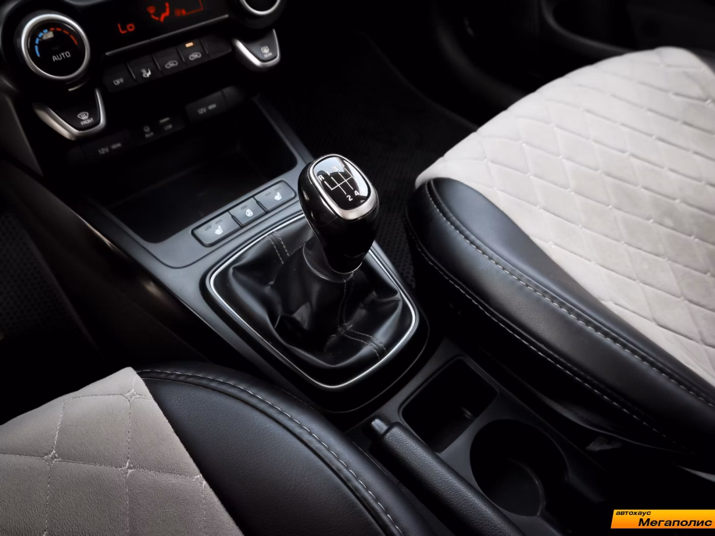 Kia Rio X (X-Line) фото 20
