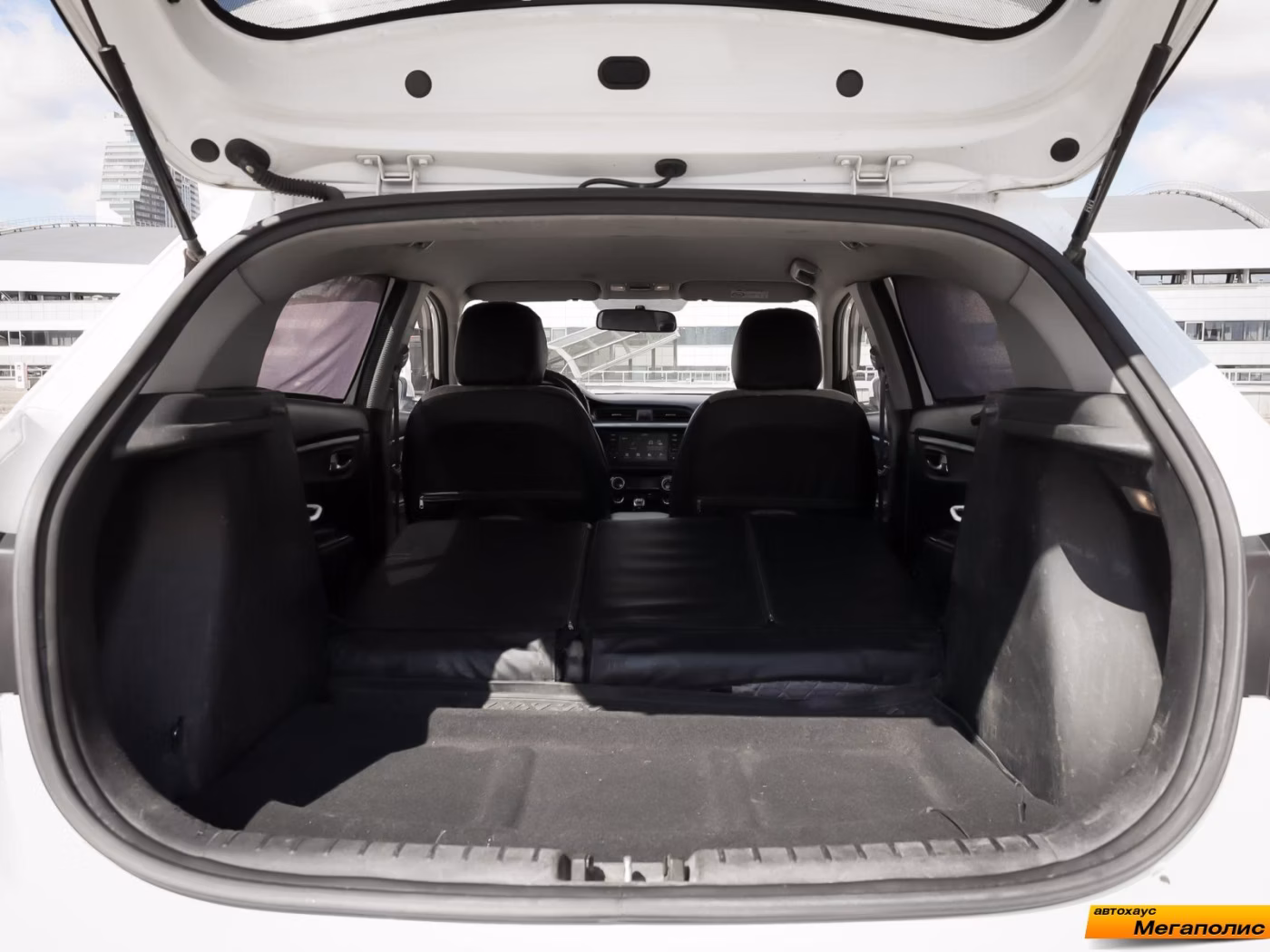 Kia Rio X (X-Line) фото 28