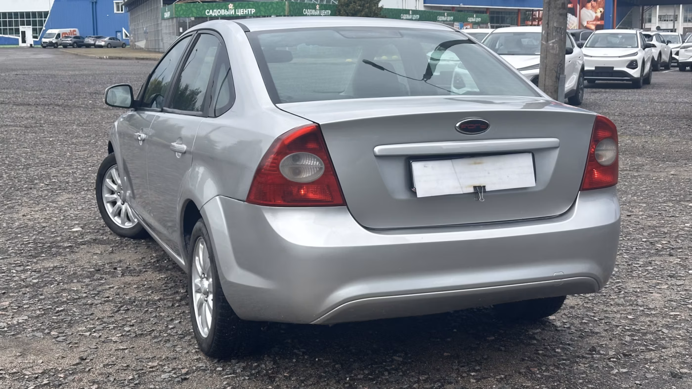 Ford Focus фото 11