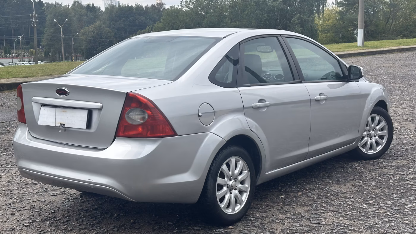 Ford Focus фото 12