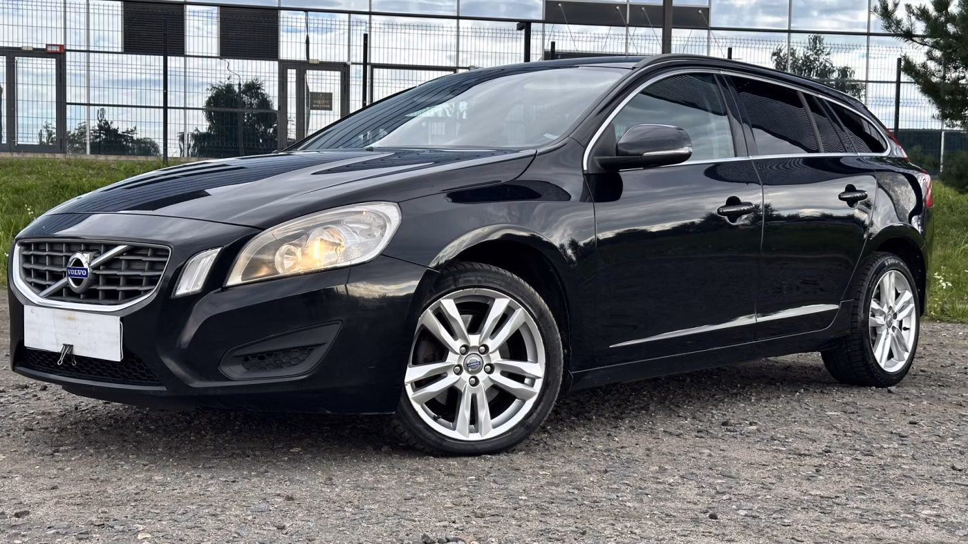Volvo V60 фото 3
