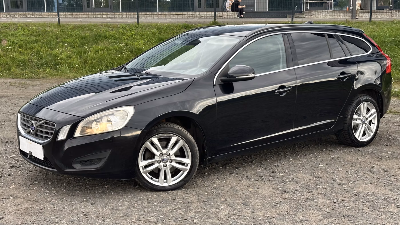 Volvo V60 фото 4