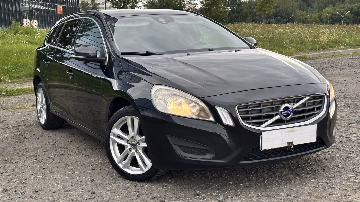 Volvo V60 фото 7