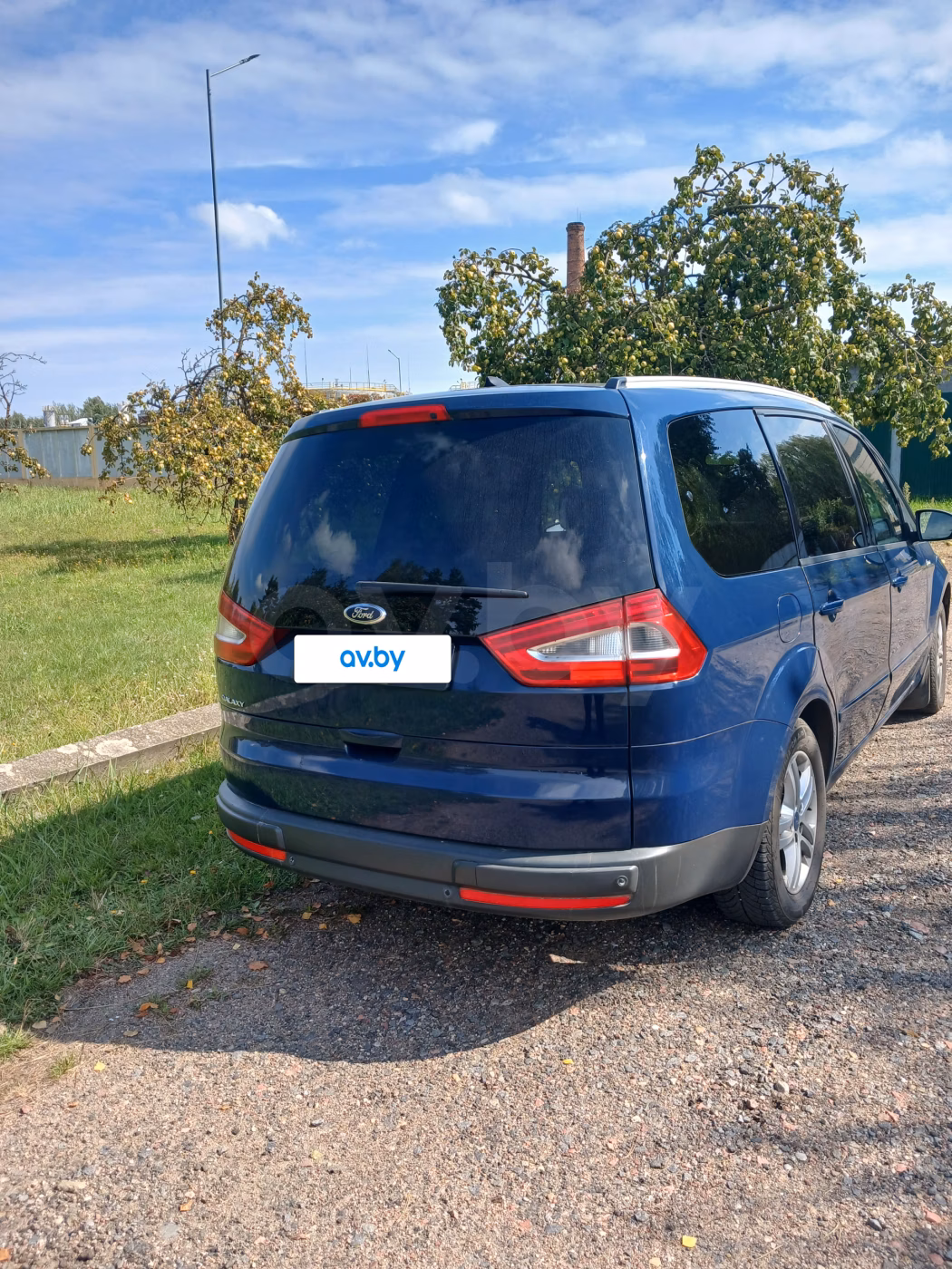 Ford Galaxy фото 9