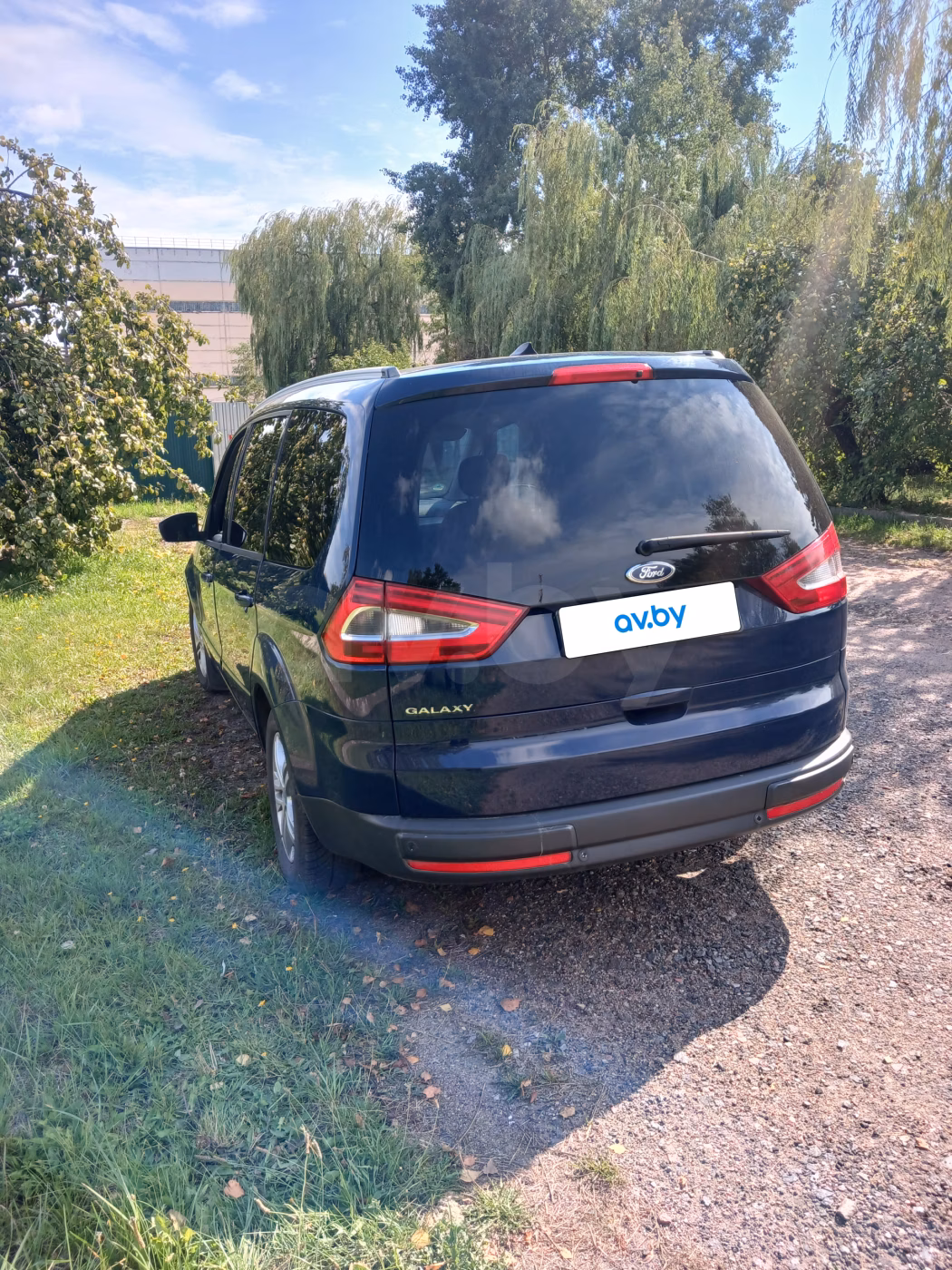 Ford Galaxy фото 7