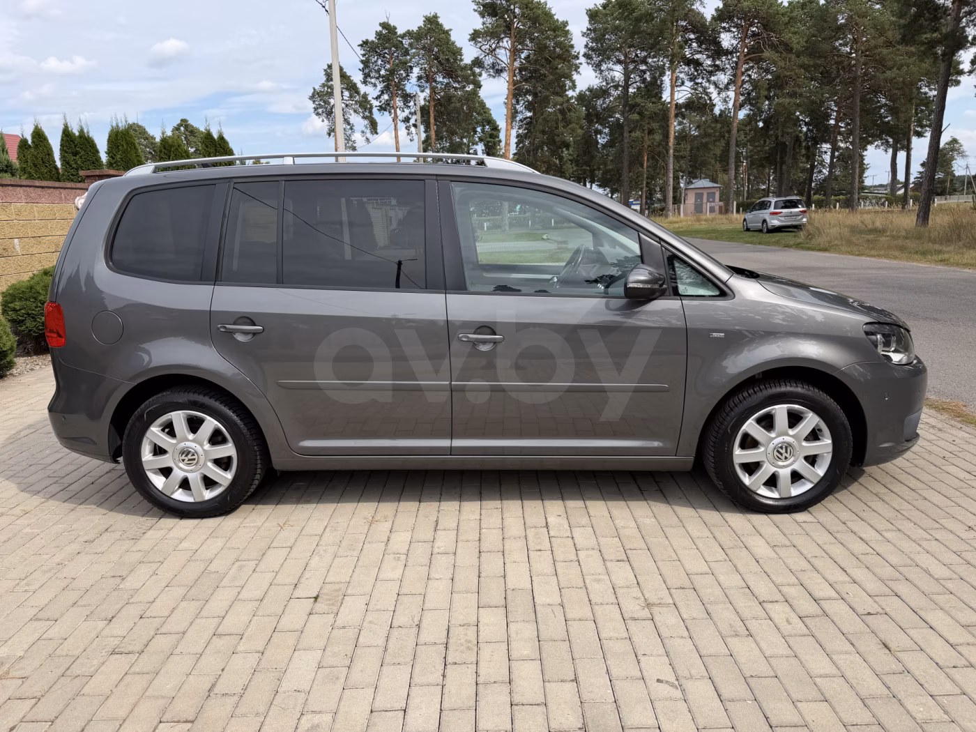 Volkswagen Touran фото 5