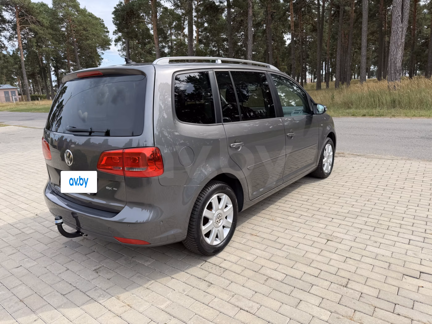 Volkswagen Touran фото 3