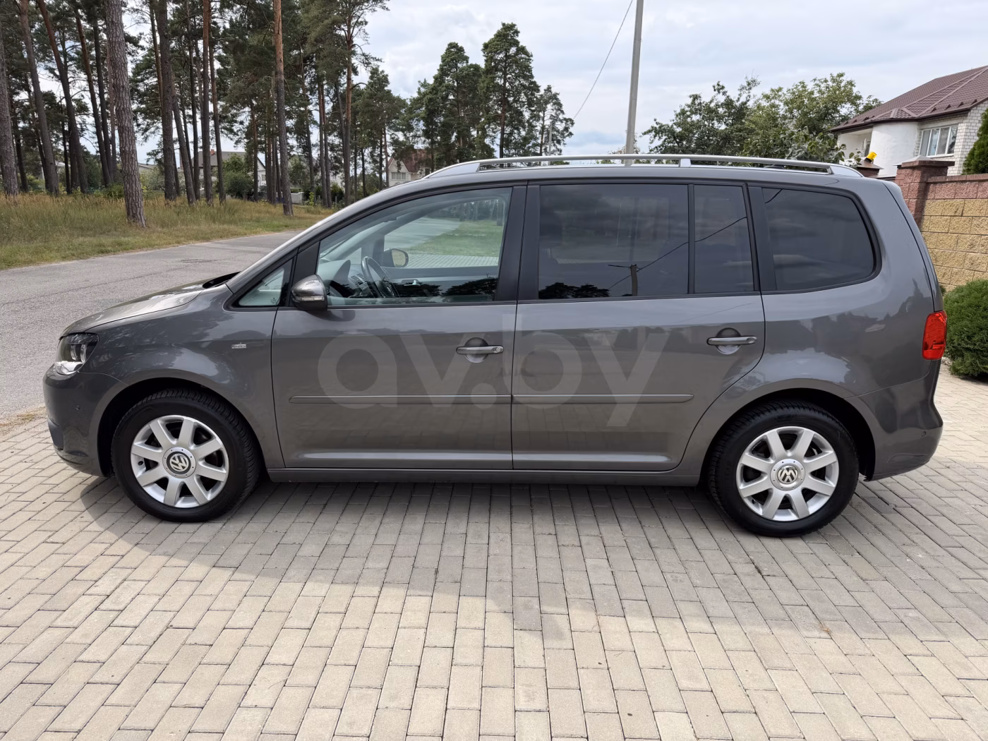 Volkswagen Touran фото 6