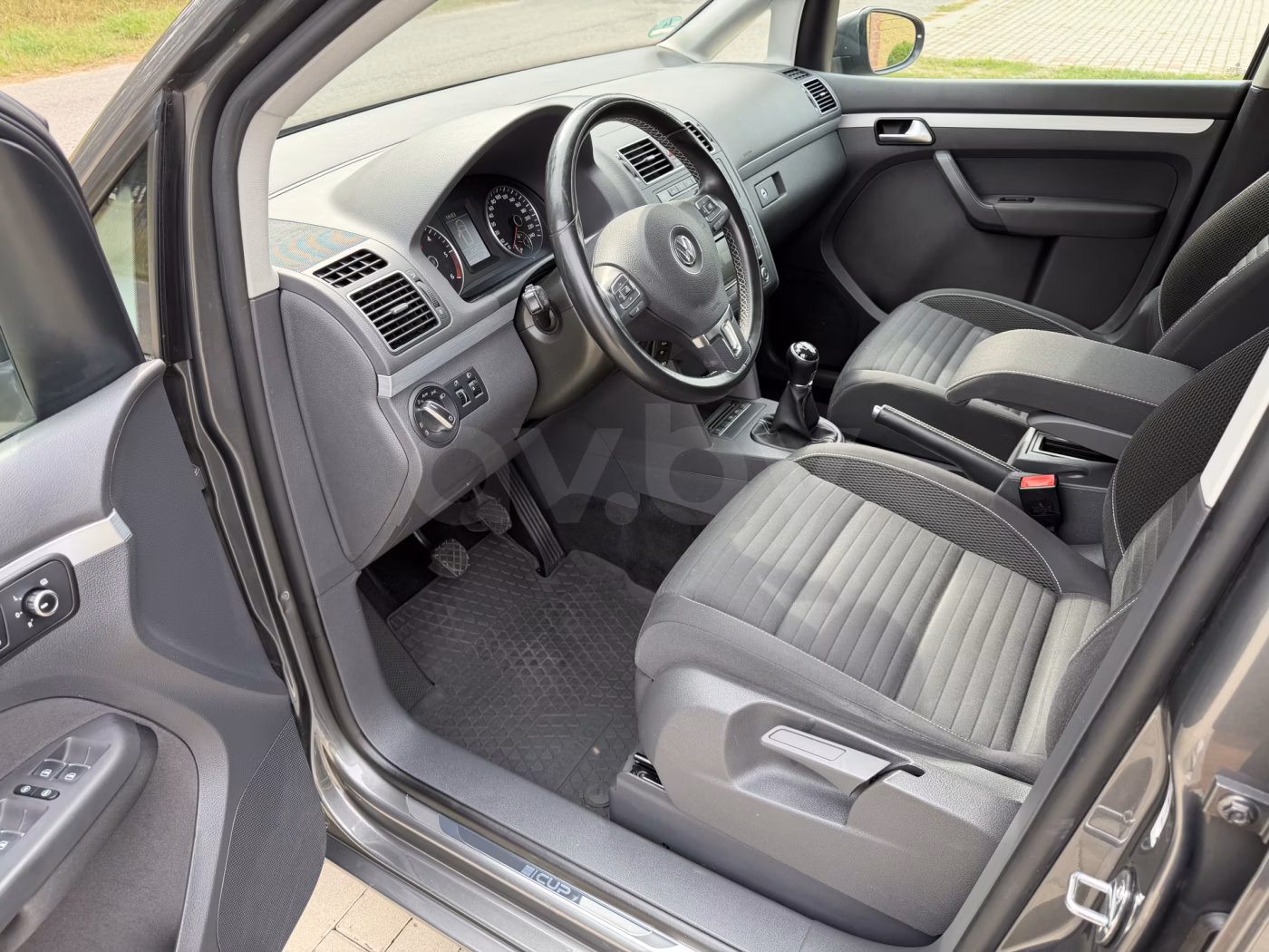 Volkswagen Touran фото 12