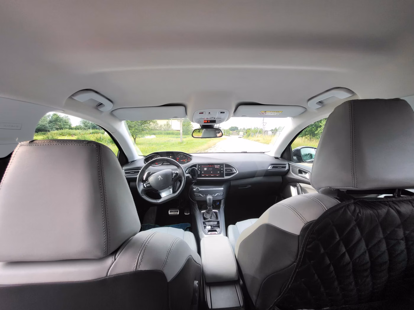 Peugeot 308 фото 18