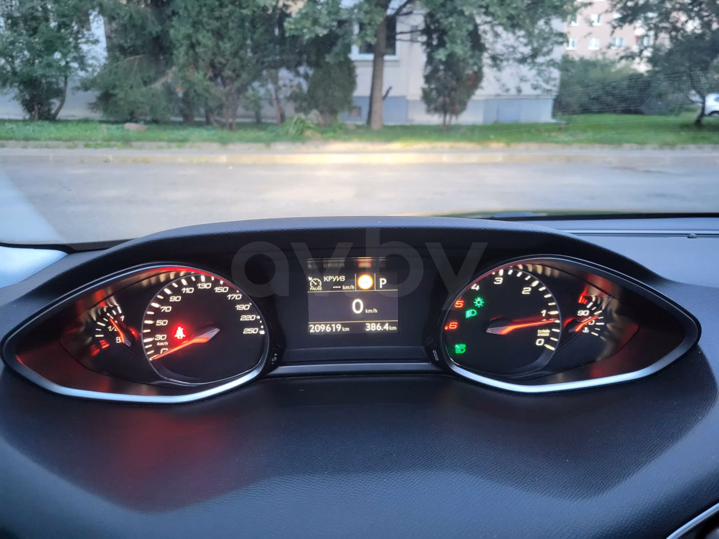 Peugeot 308 фото 12