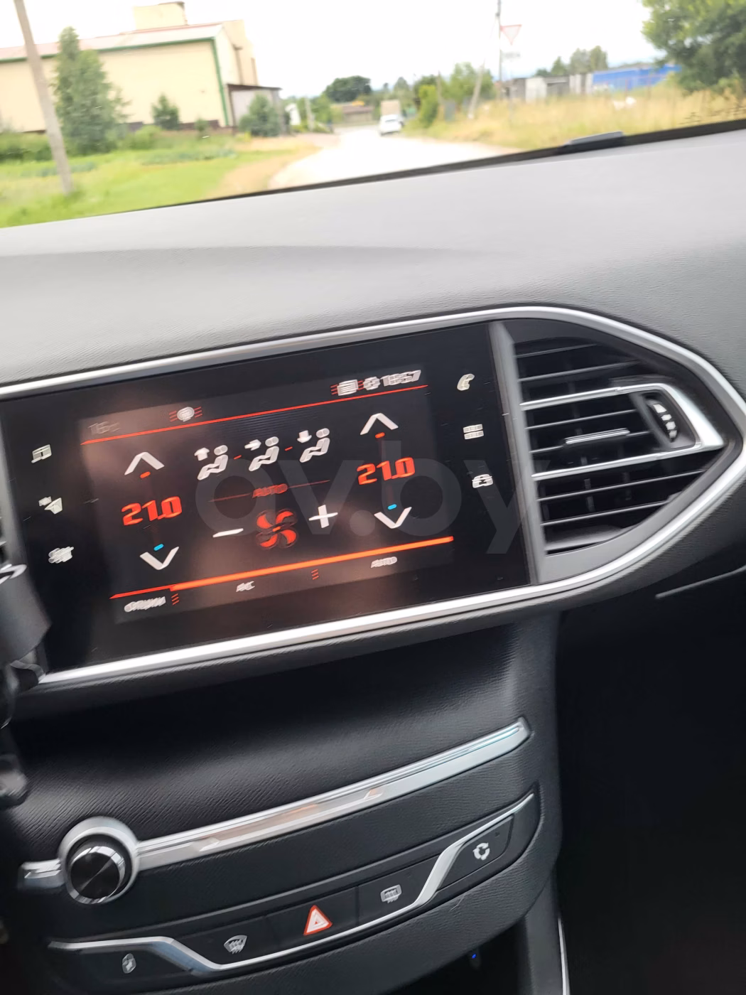 Peugeot 308 фото 28