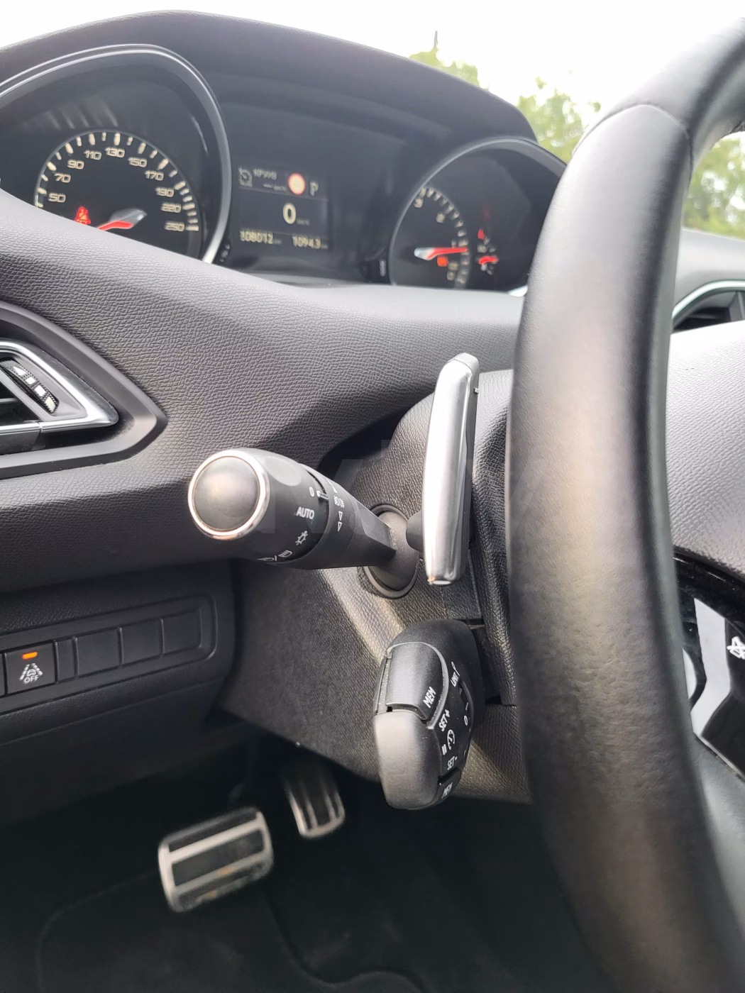 Peugeot 308 фото 11