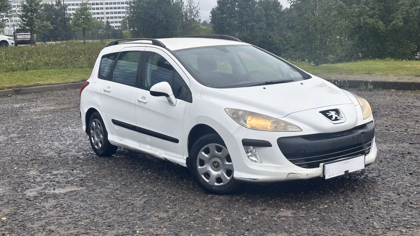 Peugeot 308 фото 2