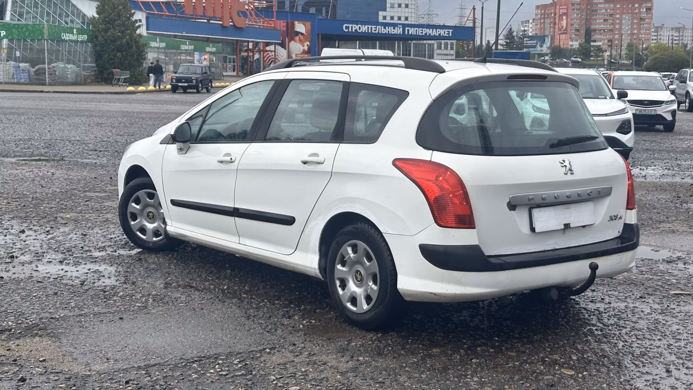 Peugeot 308 фото 12
