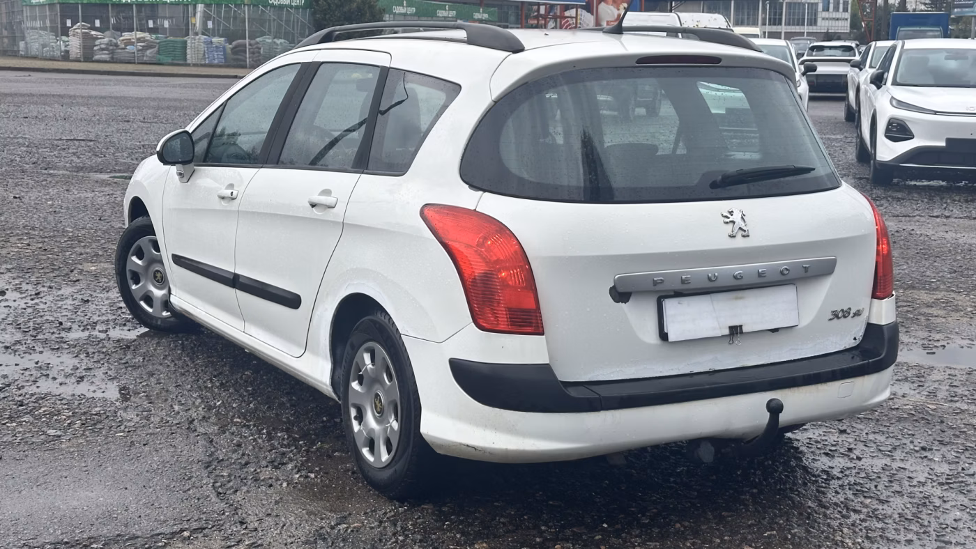 Peugeot 308 фото 11