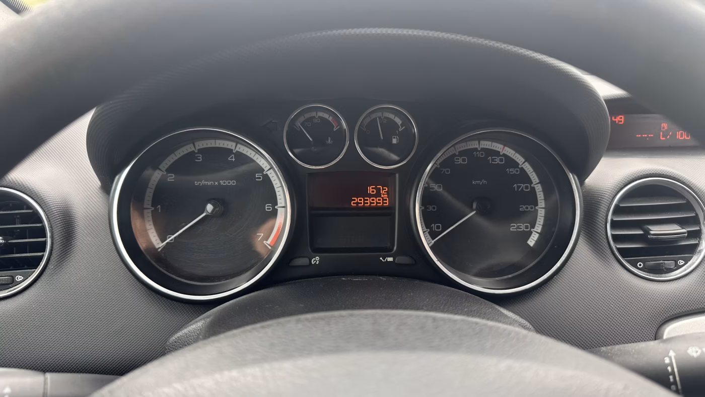 Peugeot 308 фото 21