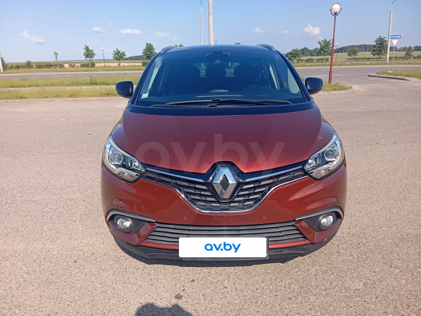 Renault Grand Scenic фото 6