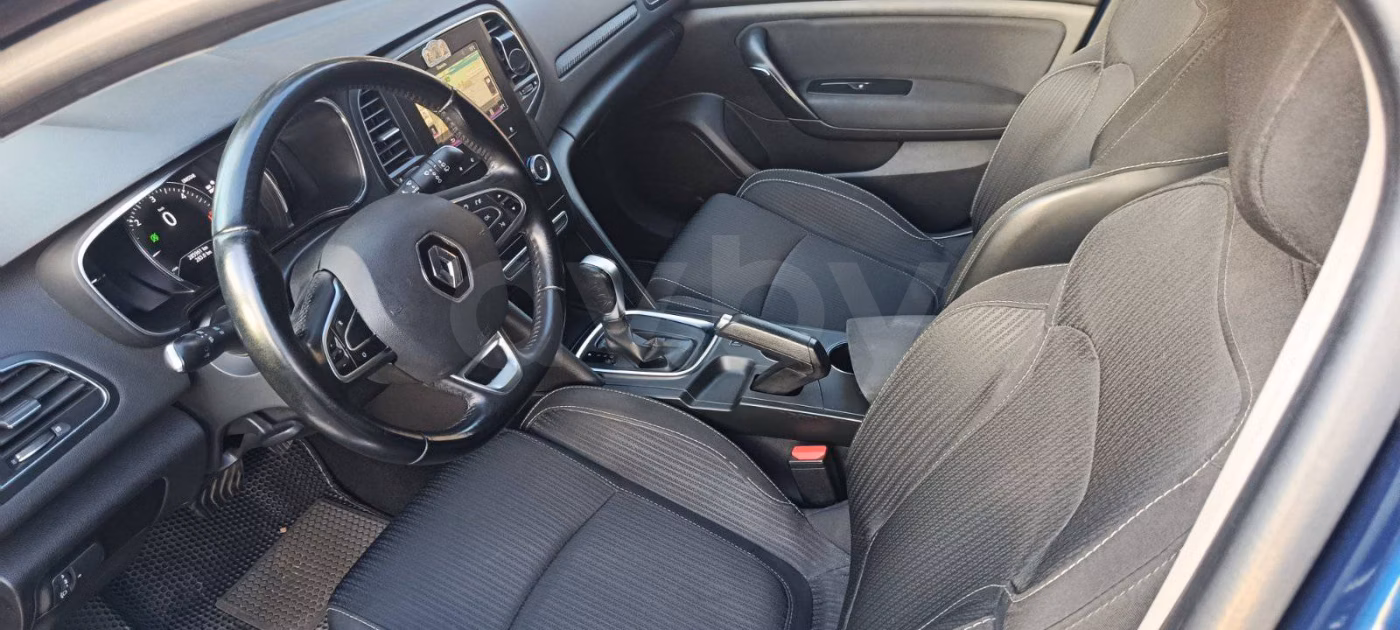 Renault Megane фото 6