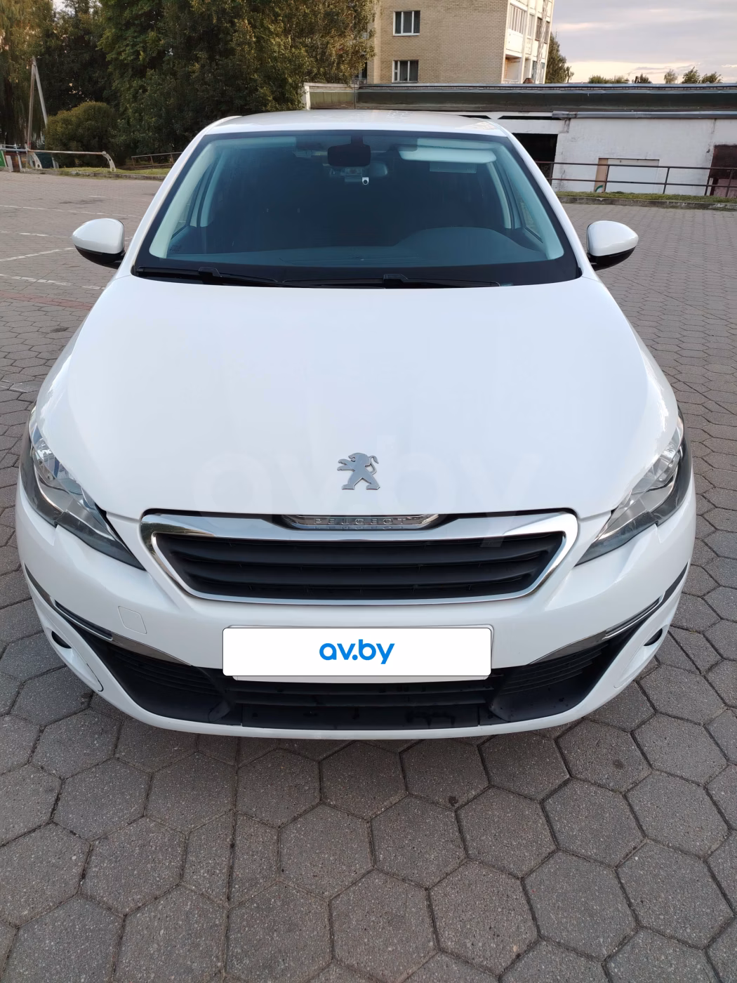 Peugeot 308 фото 2