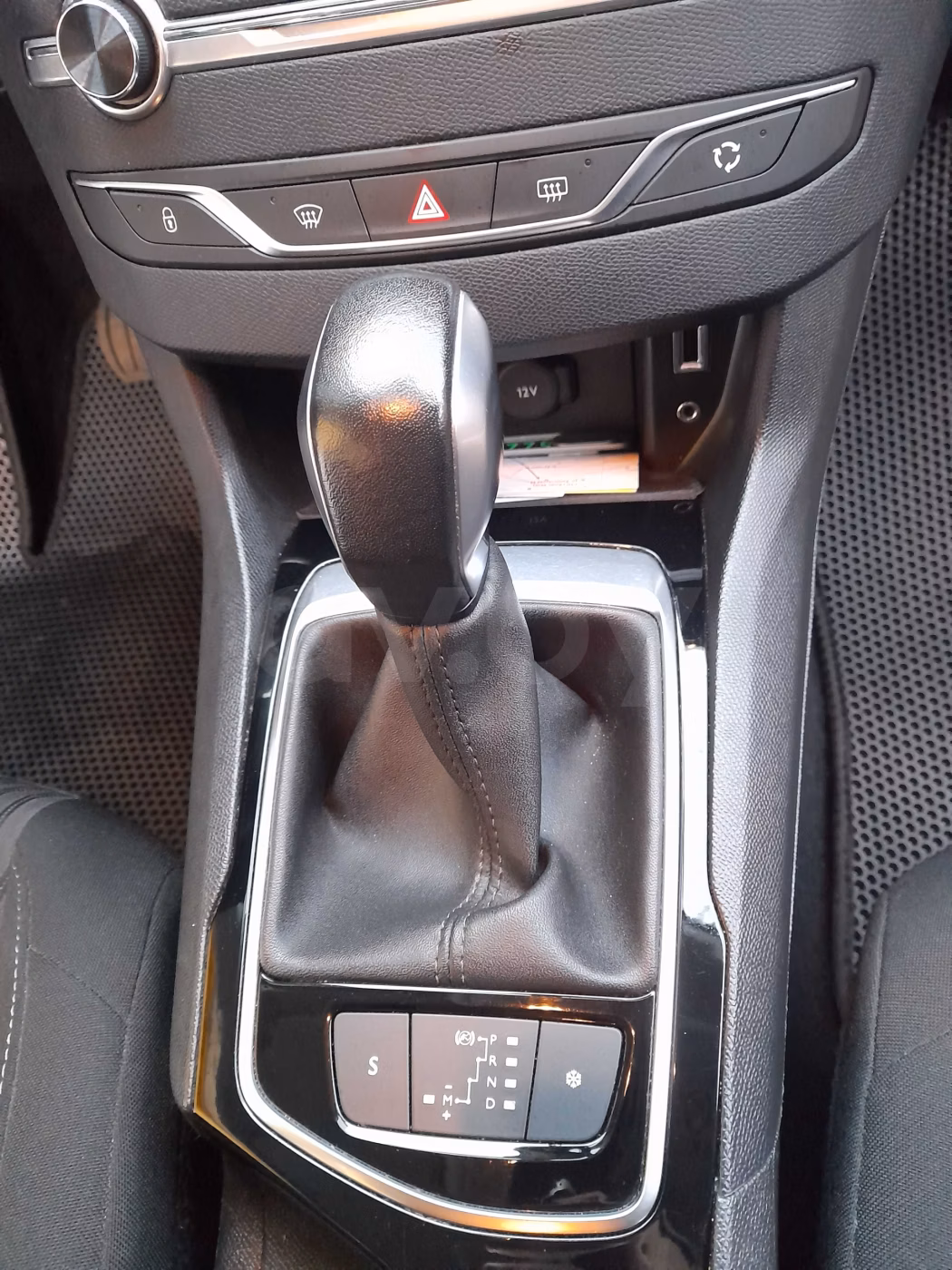 Peugeot 308 фото 19