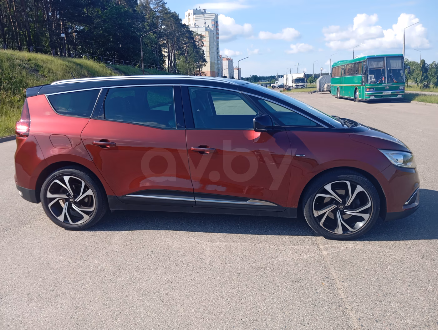 Renault Grand Scenic фото 8
