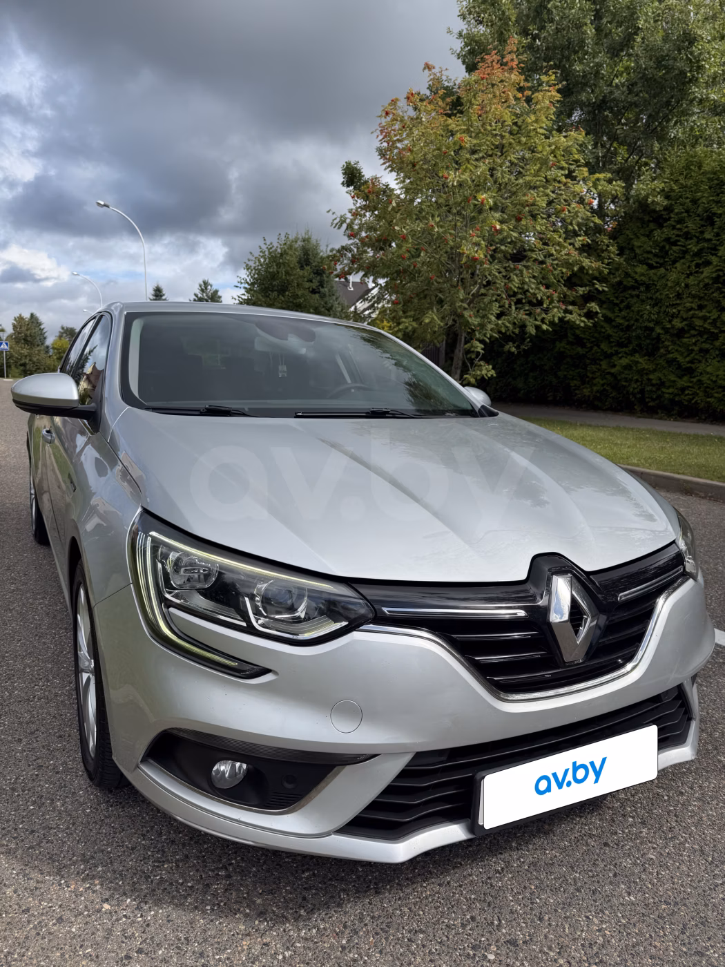 Renault Megane фото 9