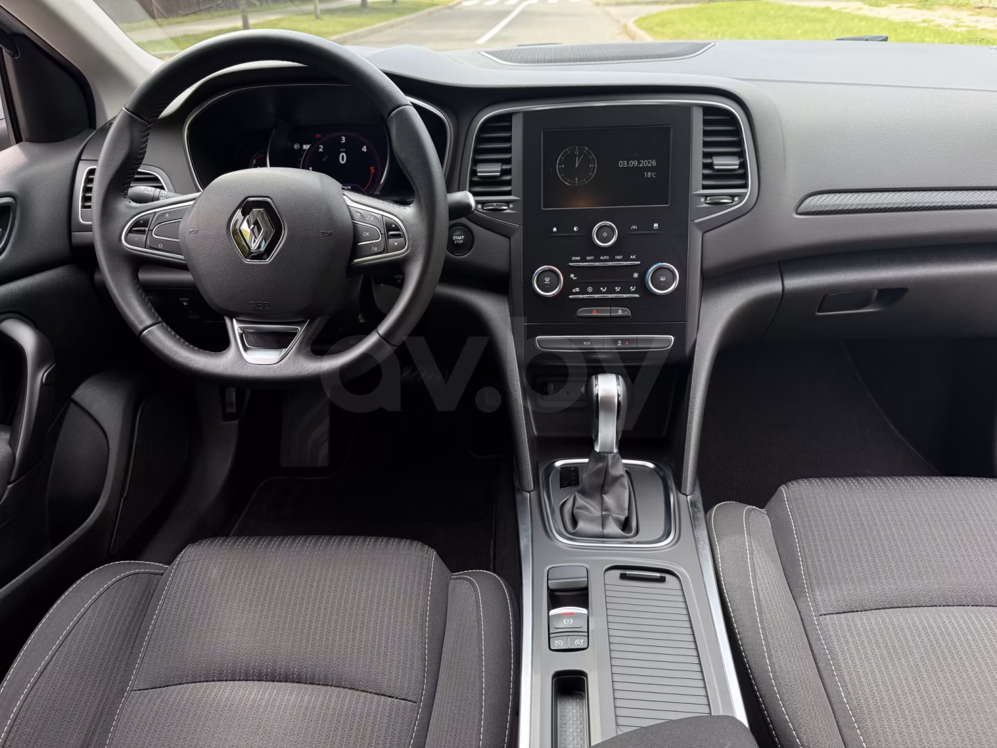 Renault Megane фото 13