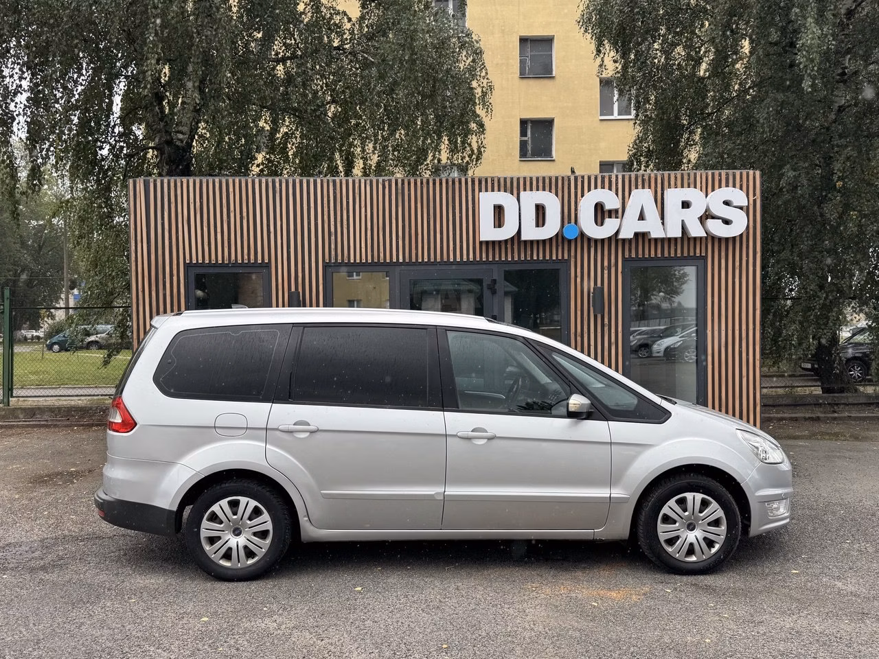 Ford Galaxy фото 4