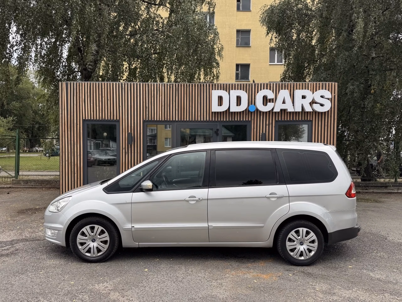 Ford Galaxy фото 5