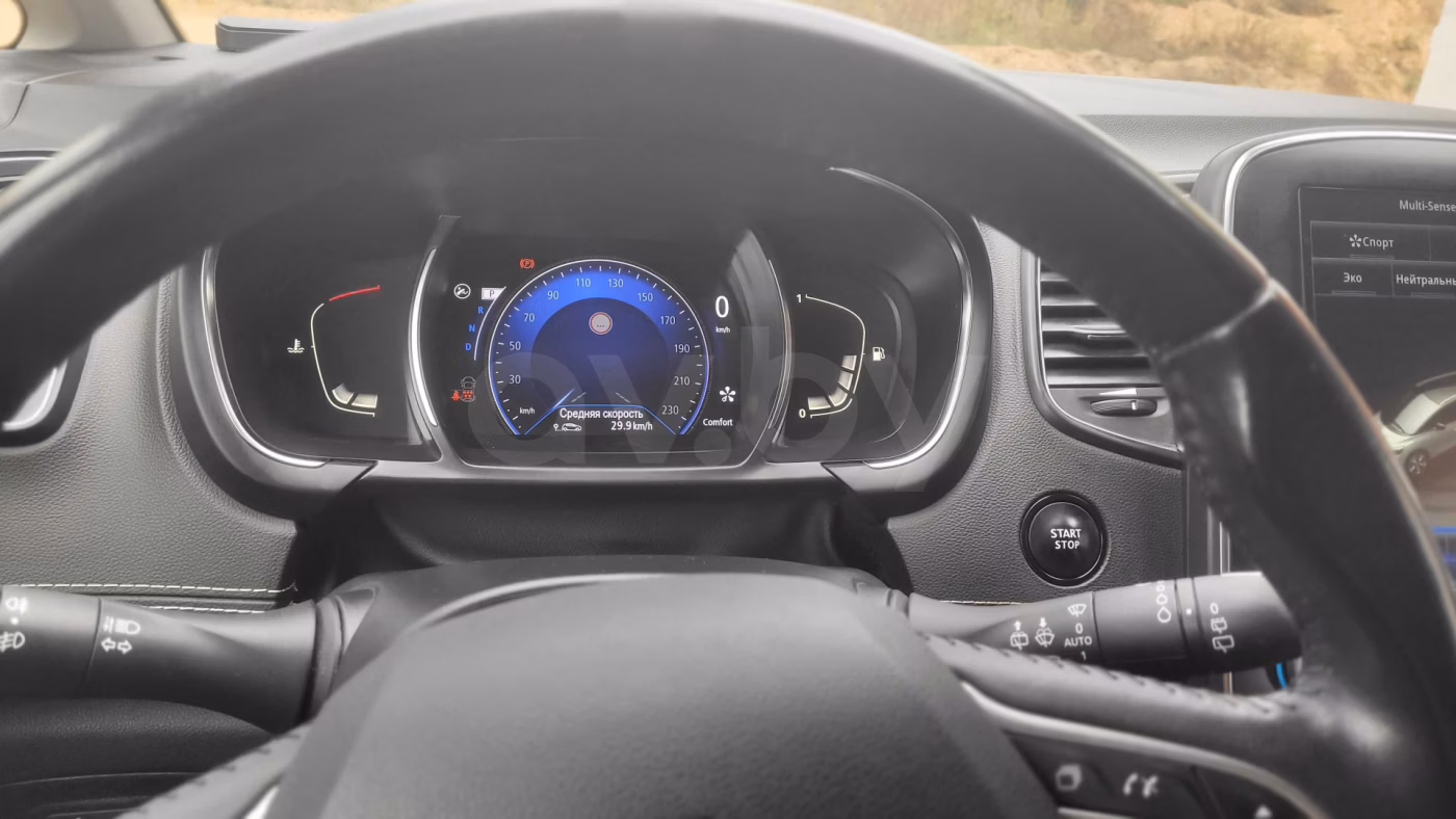 Renault Grand Scenic фото 11