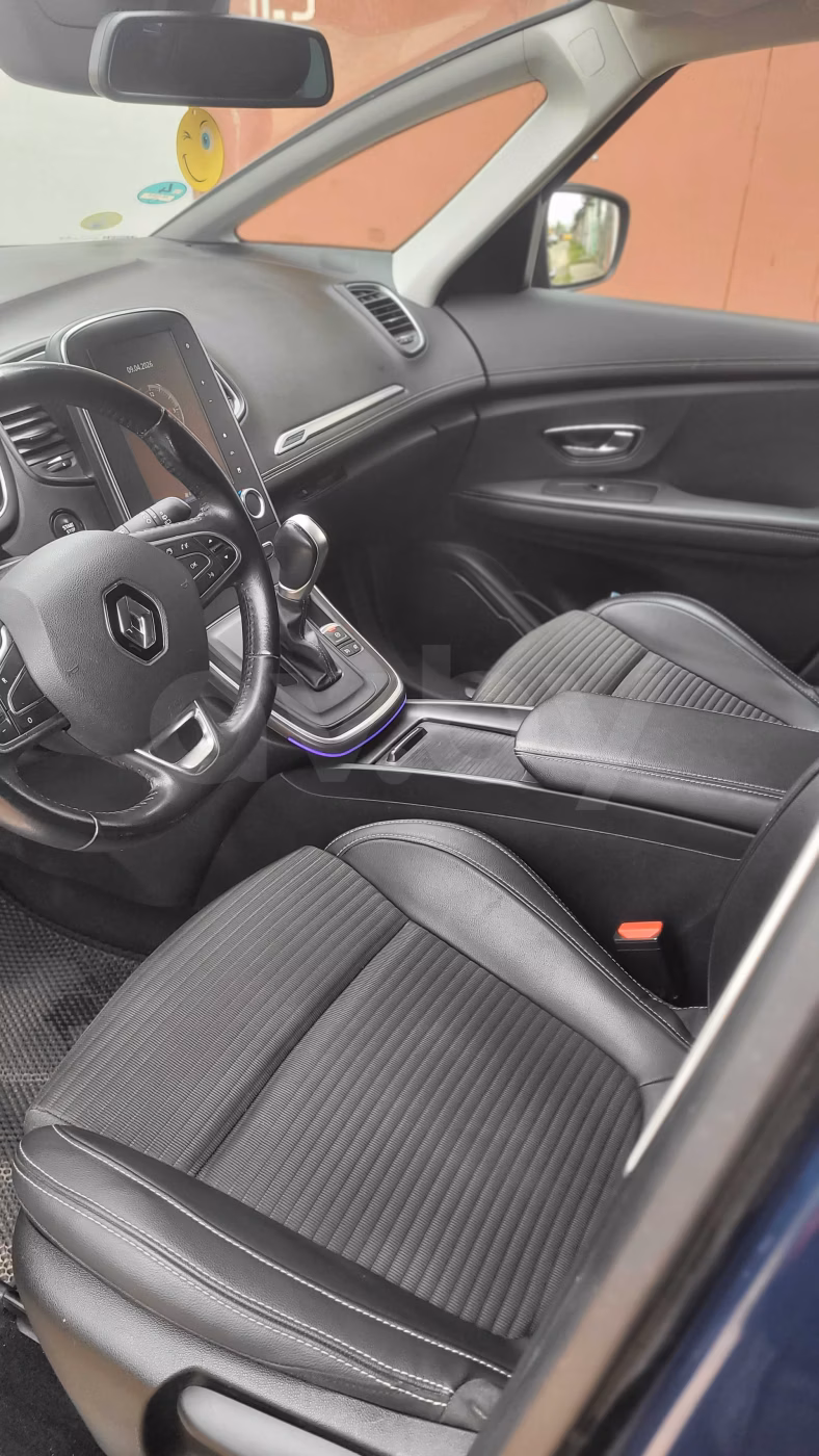 Renault Grand Scenic фото 13
