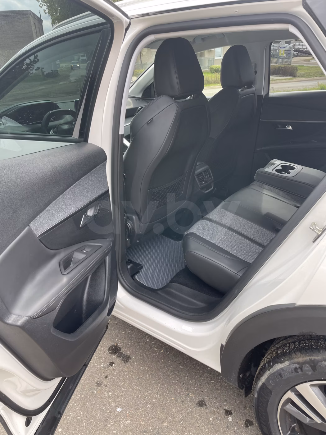 Peugeot 3008 фото 16