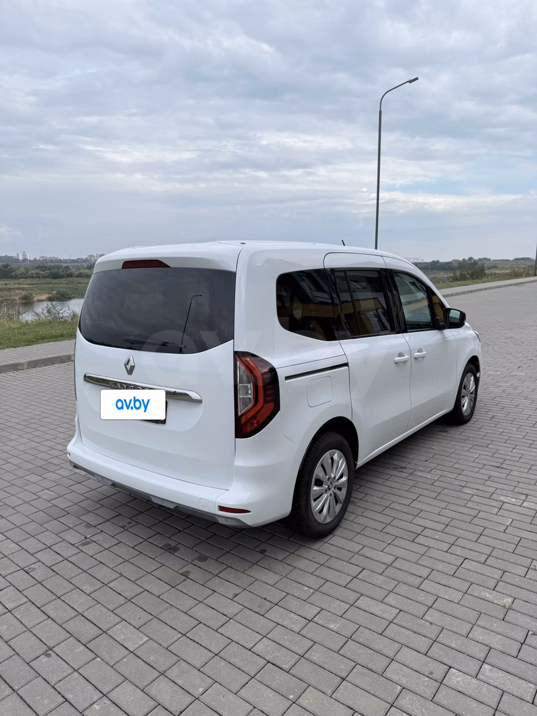 Renault Kangoo фото 7